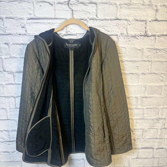Forecaster of Boston Quilted Hooded Jacket – Large- Olive Iridescent Sheen - Picture 7 of 11